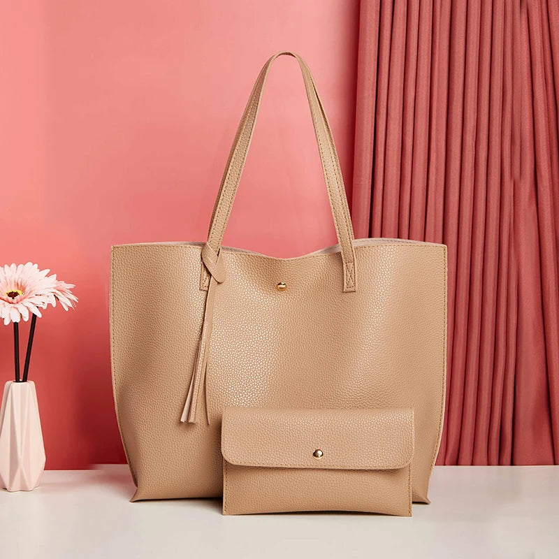 Bolsa Bènisse Shopping Couro com Carteira